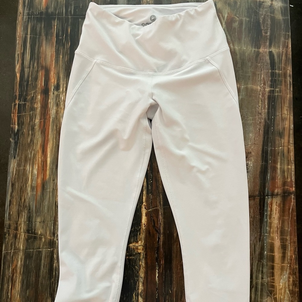 white leggings